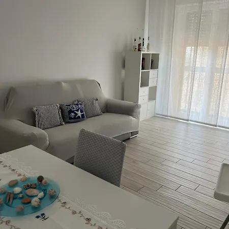 Апартаменты Cath's Hide Away